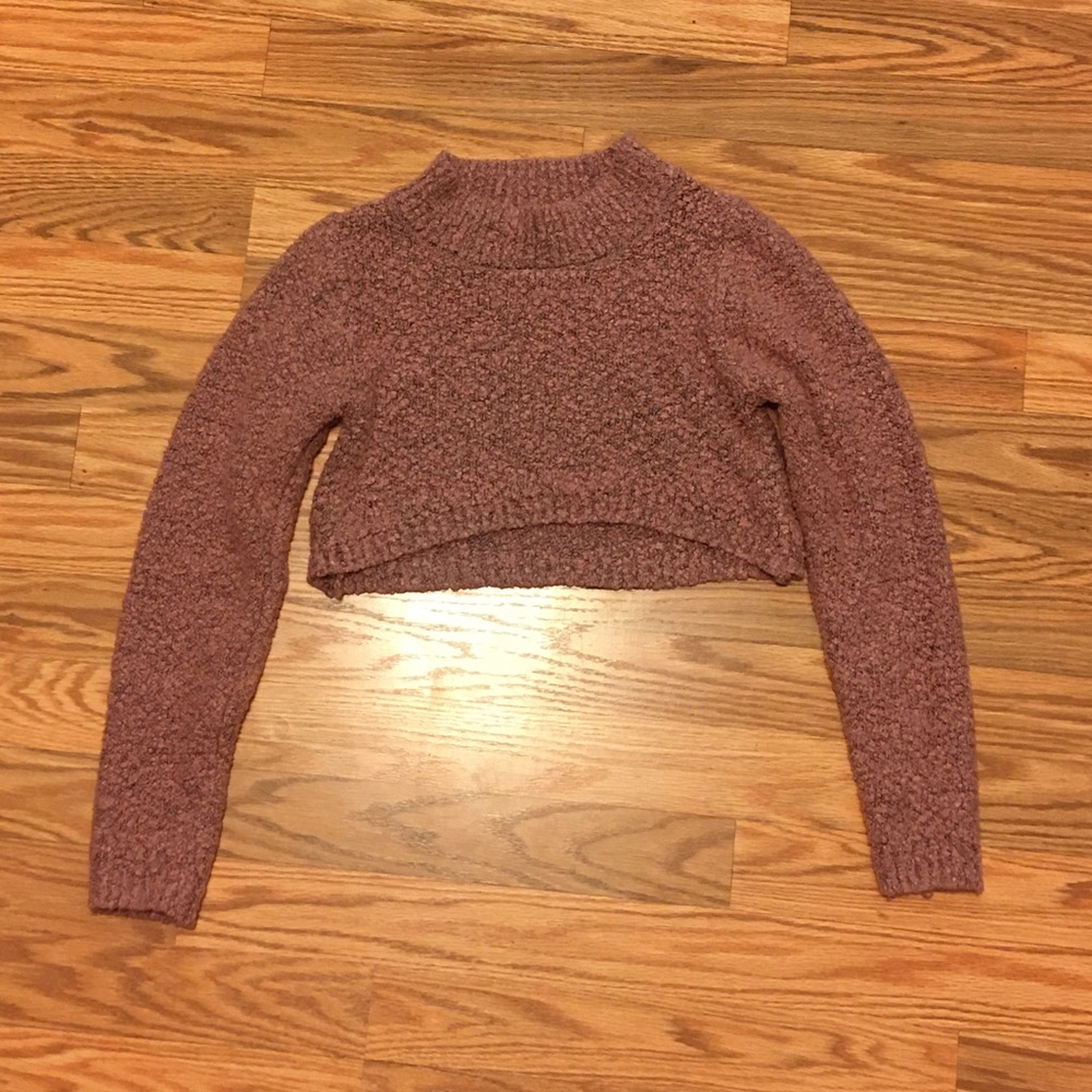 Super cropped sweater